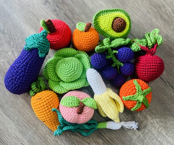 kids crochet play food fruits and veggies - eggplant, tomato, cabbage, carrot, beetroot, spring onion, banana, apple, orange, peach, avocado, grapes