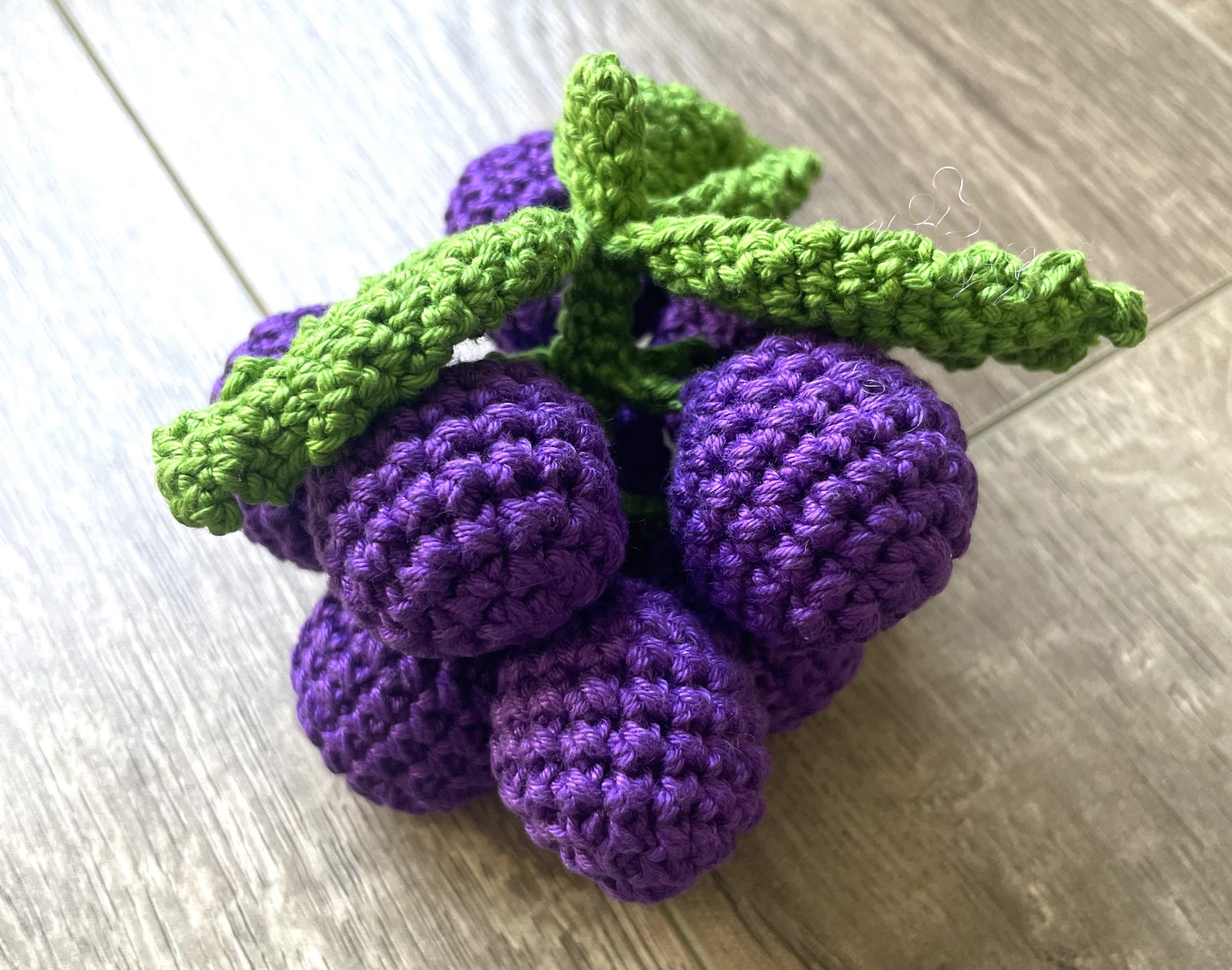 kids crochet play food grapes