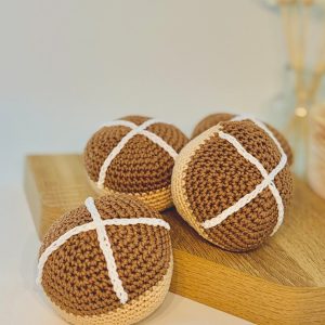 kids crochet play food - squishy plain hot cross bun