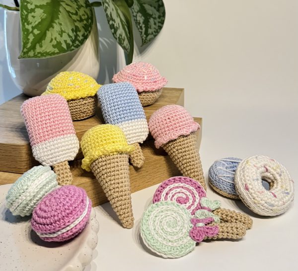 kids crochet play food sweet dessert - cupcake, ice cream, popsicle, lollipop, macaron, donut