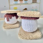 smores - graham biscuit , marshmallow, chocolate